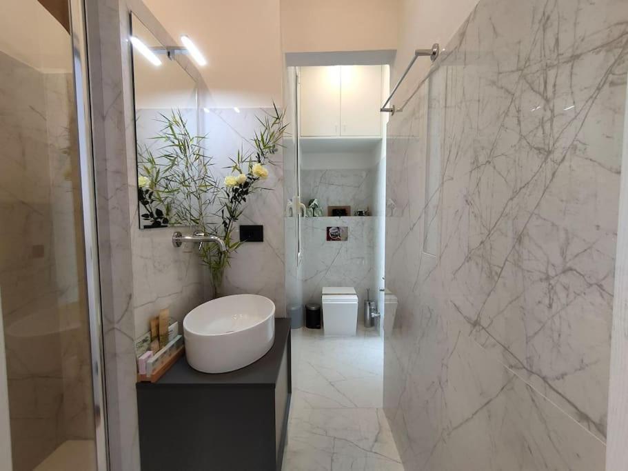 Appartamento Portici Rossi- Centro Storico Asti Exterior foto